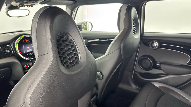 MINI Hatchback 1.5 Cooper Sport 5dr Petrol Hatchback